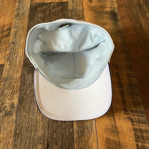 Titleist Hat - Picture 2 of 3